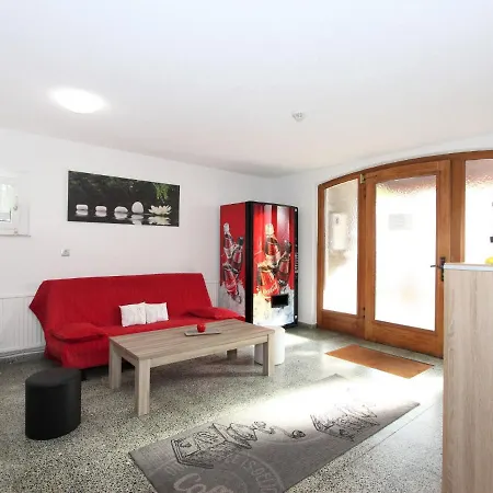 Am Birkenhain-30 By Interhome